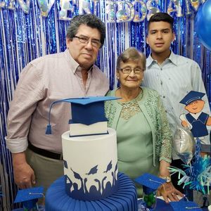 Meet your Posher, Cecilia alejandra